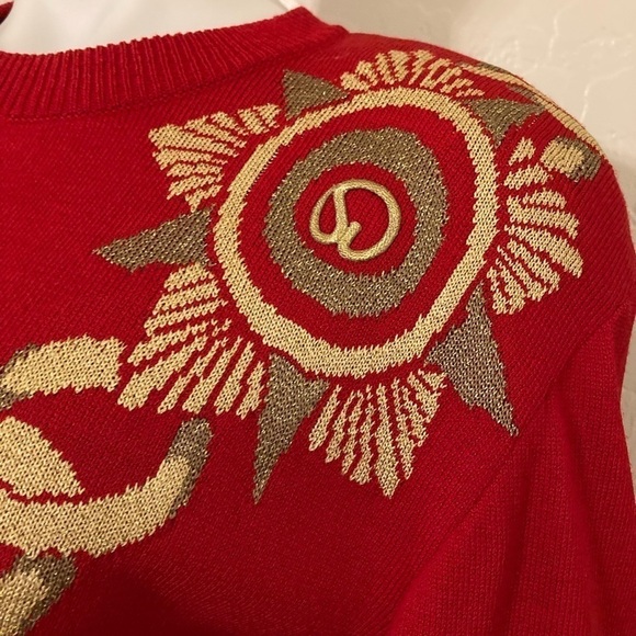 St. John Collection Red/Gold Embroidered Paris Chain Santana Knit Sweater Size 2 - Picture 8 of 12
